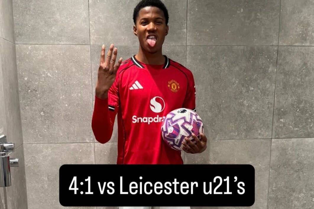 曼联小妖独中四元,下赛季欲替代齐尔克泽!卡里克之子看球险遭驱逐